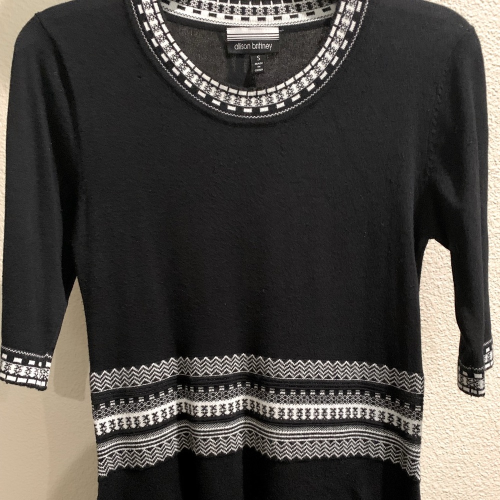 EUC- Allison Brittney light sweater dress, 3/4 length sleeves, size S.